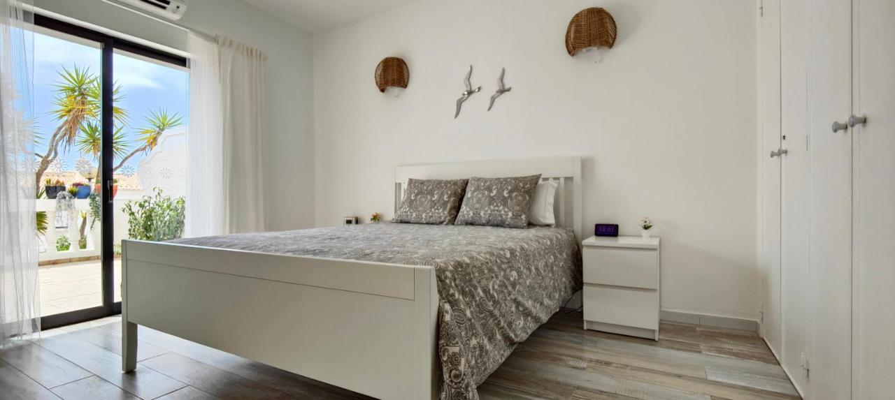 The Swallow'S Rest Beach House - Meia Praia 拉哥斯 外观 照片